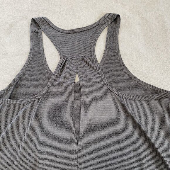 Apana Women’s Large Tie Back Tank Top Gray Striped Racerback Activewear Yoga - Picture 11 of 11